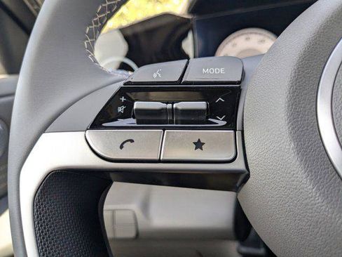 New 2024 Hyundai Elantra SEL w/ Convenience Package image 17