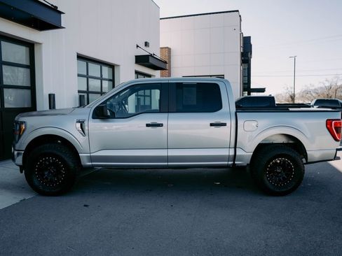 Used 2023 Ford F150 XLT w/ Trailer Tow Package image 5