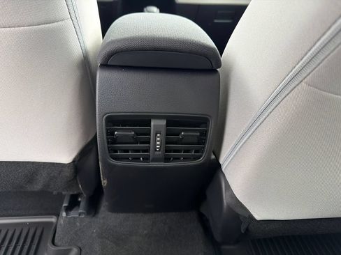 Used 2026 Toyota Corolla Cross L FWD image 26