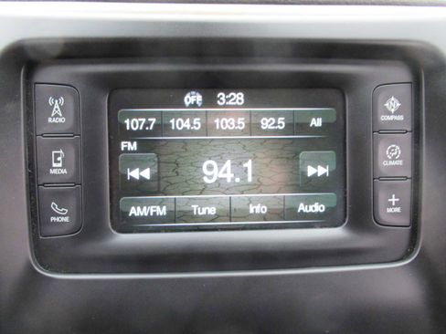 Used 2017 Jeep Cherokee Sport w/ Cold Weather Group image 30