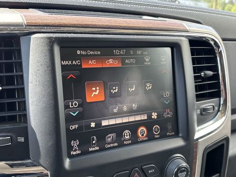 Used 2016 RAM 1500 Laramie w/ Convenience Group AWD/4WD image 19
