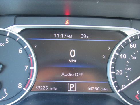 Used 2024 Nissan Sentra SV image 19