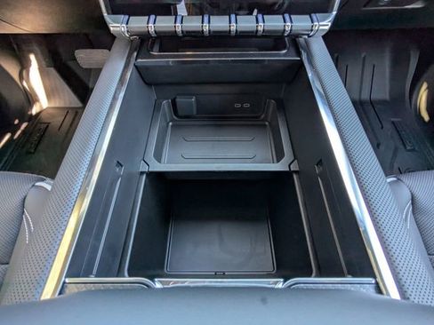 New 2026 GMC Sierra EV Elevation image 19