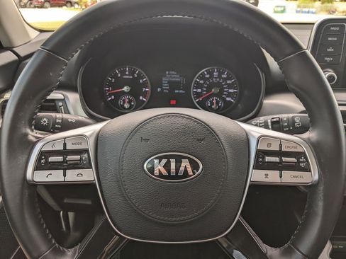 Certified 2021 Kia Telluride LX image 42