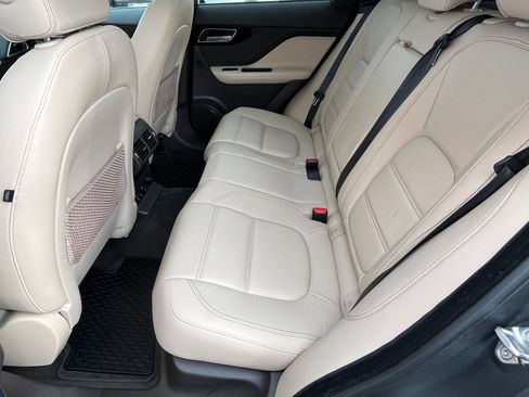 Used 2020 Jaguar F-PACE Prestige image 13