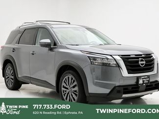 Used 2024 Nissan Pathfinder SL w/ SL Premium Package 360° Tour