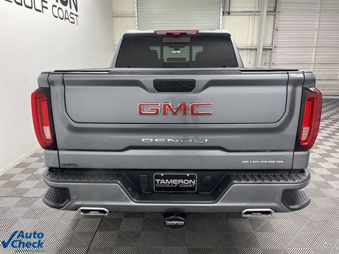 Used 2022 GMC Sierra 1500 Denali w/ Denali Premium Package image 10