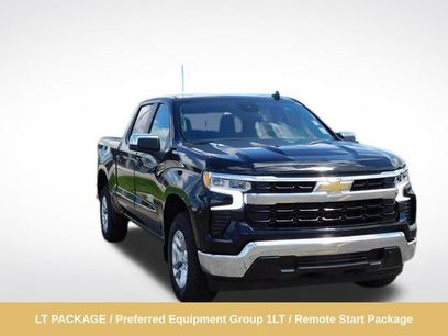 Used 2025 Chevrolet Silverado 1500 LT w/ Convenience Package II