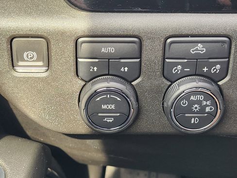 Certified 2023 Chevrolet Silverado 1500 RST image 23