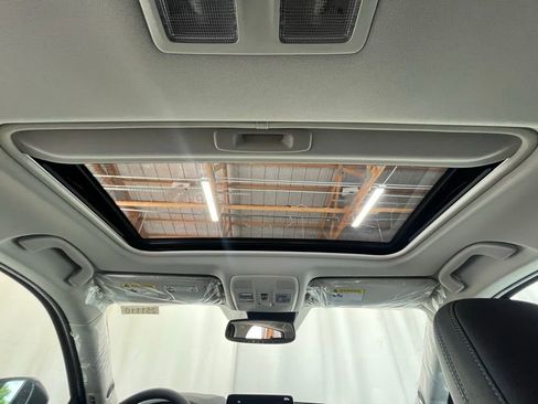 New 2025 MAZDA CX-5 AWD 2.5 S w/ Premium Plus Pkg image 13