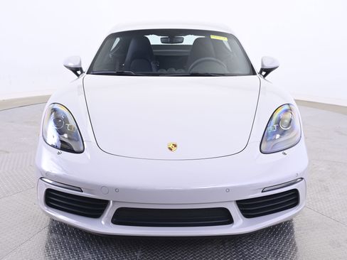 Certified 2025 Porsche 718 Cayman RWD image 10