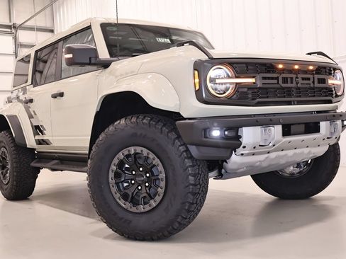 New 2026 Ford Bronco Raptor AWD/4WD image 38