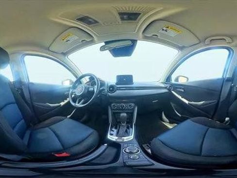Used 2020 Toyota Yaris LE FWD image 31