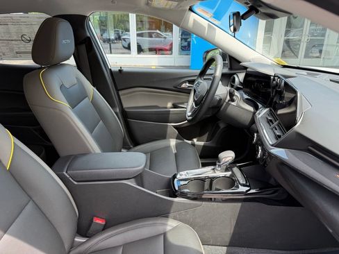 Used 2026 Chevrolet Trax ACTIV w/ Driver Confidence Package FWD image 41