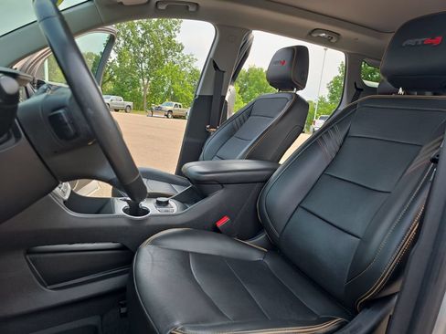 Certified 2022 GMC Terrain AT4 AWD/4WD image 15