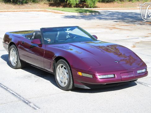 Used 1996 Chevrolet Corvette Convertible image 16