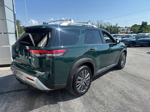 Used 2023 Nissan Pathfinder SL w/ SL Premium Package AWD/4WD image 7