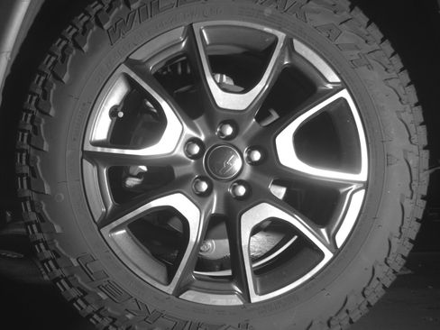 Used 2025 Jeep Compass Trailhawk image 14