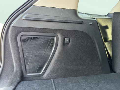 Used 2023 Lincoln Corsair FWD image 30