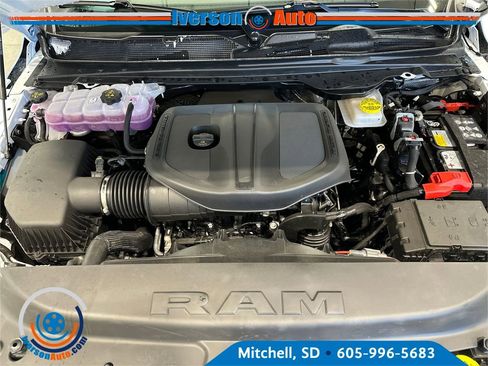 New 2026 RAM 1500 4x4 Crew Cab image 11