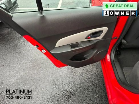 Used 2016 Chevrolet Cruze LS image 17