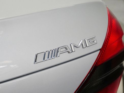 Used 2006 Mercedes-Benz SL 65 AMG image 47