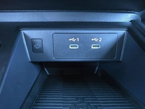 New 2026 Nissan Kicks SR image 6