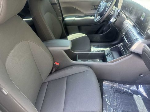 Used 2024 Hyundai Kona SEL FWD image 18