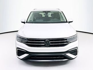 Used 2022 Volkswagen Tiguan SE video 2