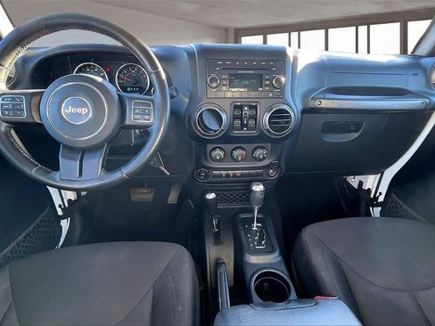 Used 2018 Jeep Wrangler Unlimited Sport S image 15