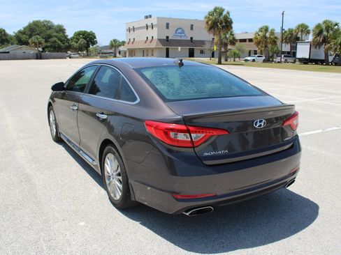 Used 2015 Hyundai Sonata Limited w/ Cargo Package FWD image 5
