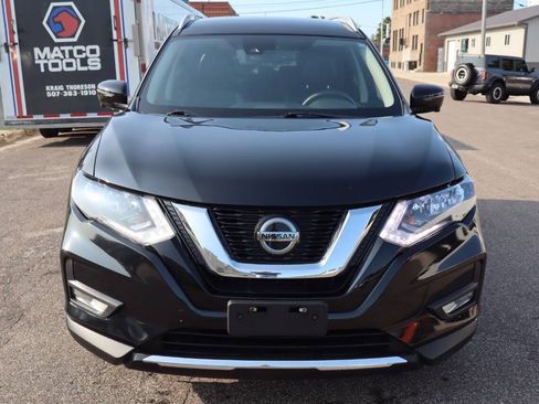 Used 2020 Nissan Rogue SL AWD/4WD image 2