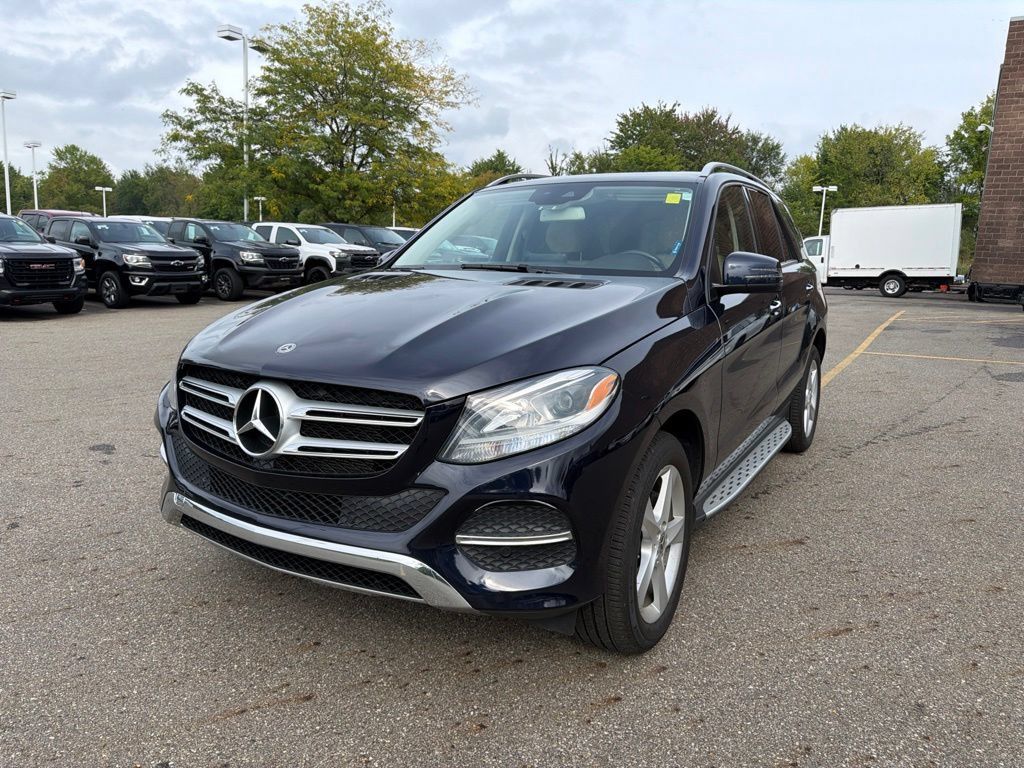 Used 2018 Mercedes-Benz GLE 350 4MATIC image 3