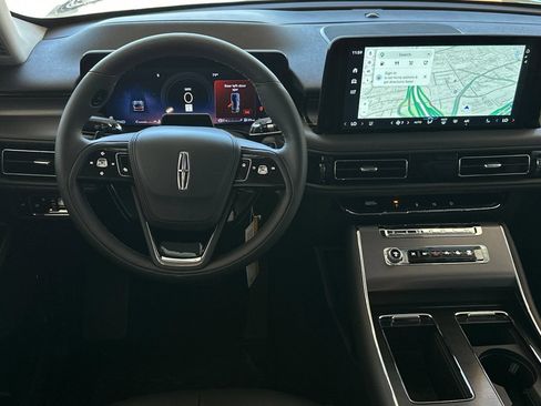 Used 2026 Lincoln Aviator 2WD image 13