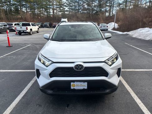 New 2025 Toyota RAV4 XLE w/ Convenience Package image 8