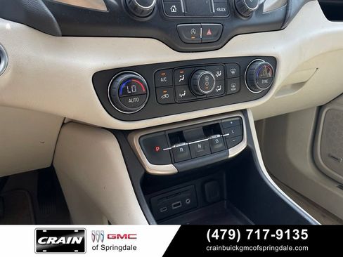 Used 2024 GMC Terrain Denali w/ Black Diamond Edition AWD/4WD image 19