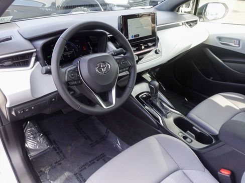 Used 2026 Toyota Corolla SE image 11