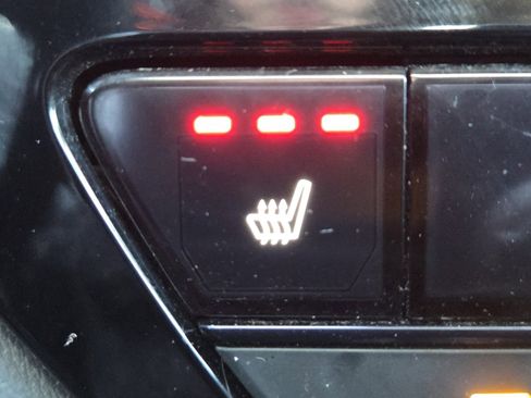 Used 2023 Honda Accord Sport image 9