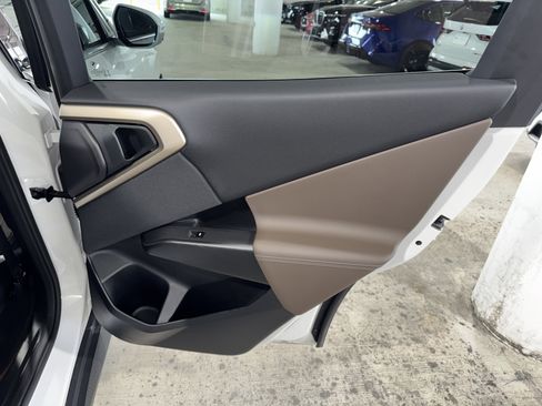 Certified 2025 BMW X3 xDrive30i image 11