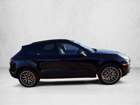 Used 2017 Porsche Macan Turbo image 5