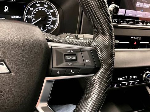 Used 2022 Mitsubishi Outlander ES image 27