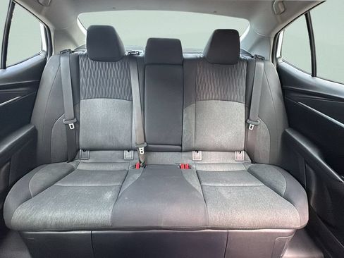Used 2025 Toyota Camry LE w/ Convenience Package FWD image 10