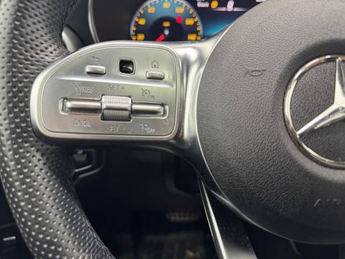 Used 2021 Mercedes-Benz GLC 300 4MATIC Coupe image 23