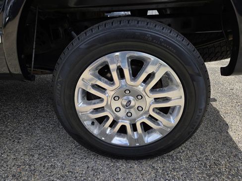 Used 2013 Ford F150 Platinum image 24
