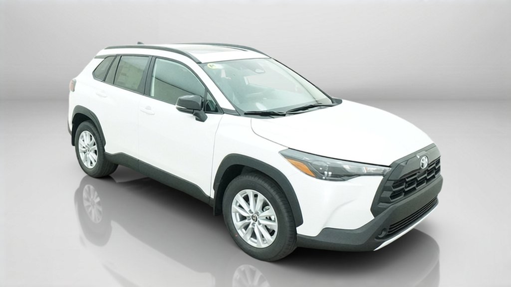 New 2026 Toyota Corolla Cross LE w/ Moonroof Package FWD image 5