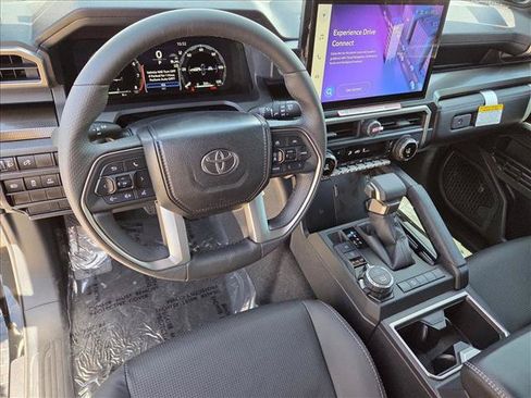 New 2026 Toyota 4Runner Limited AWD/4WD image 3