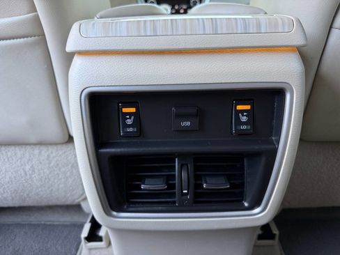 Used 2015 Nissan Murano Platinum image 18