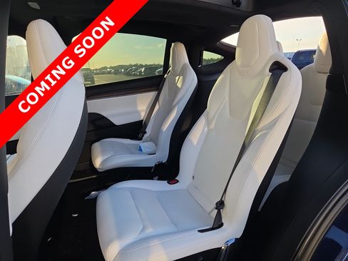 Used 2023 Tesla Model X AWD/4WD image 6