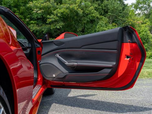 Used 2018 Ferrari 488 Spider RWD image 45