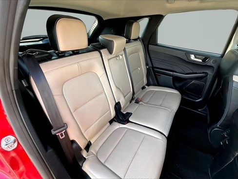 Used 2022 Ford Escape SEL w/ Technology Package image 27